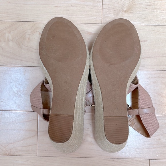 BANANA REPUBLIC WEDGES - Picture 5 of 5